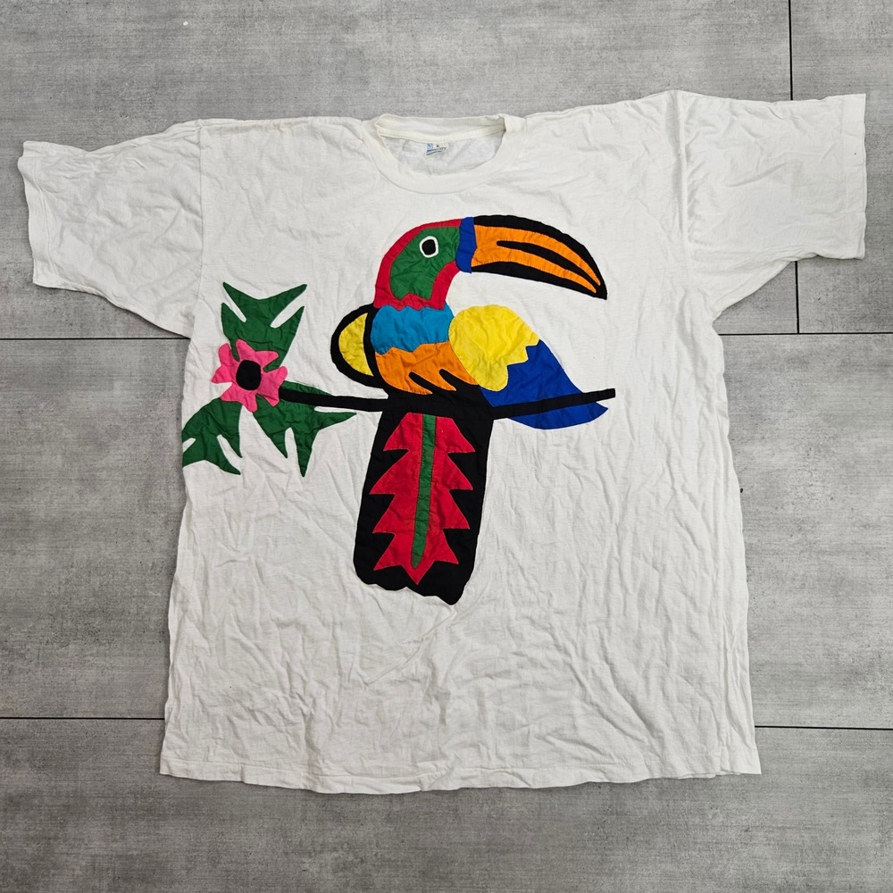 Vintage Van Heusen Toucan Applique T-Shirt White Cotton Single Stitch XL Mens